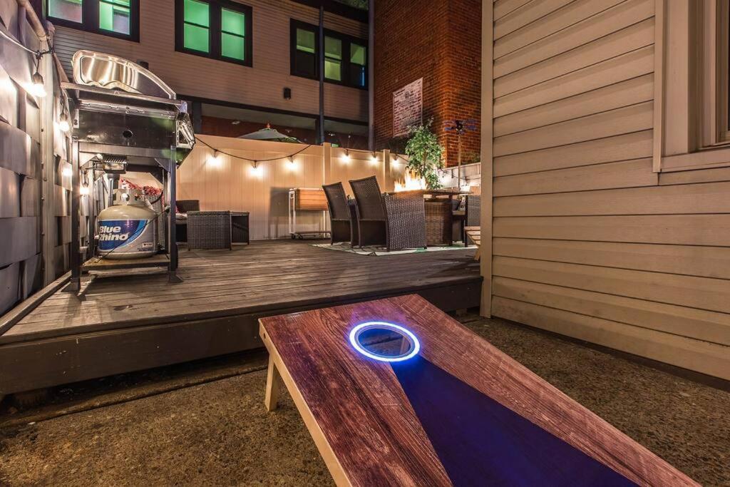 King Bed / Free Parking / Bbq / Fire Pit / Arcade Villa Pittsburgh Eksteriør billede